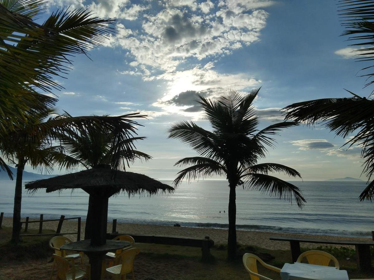 Locacao P Final De Semana Mourada Terrea Hotel Карагуататуба Екстериор снимка
