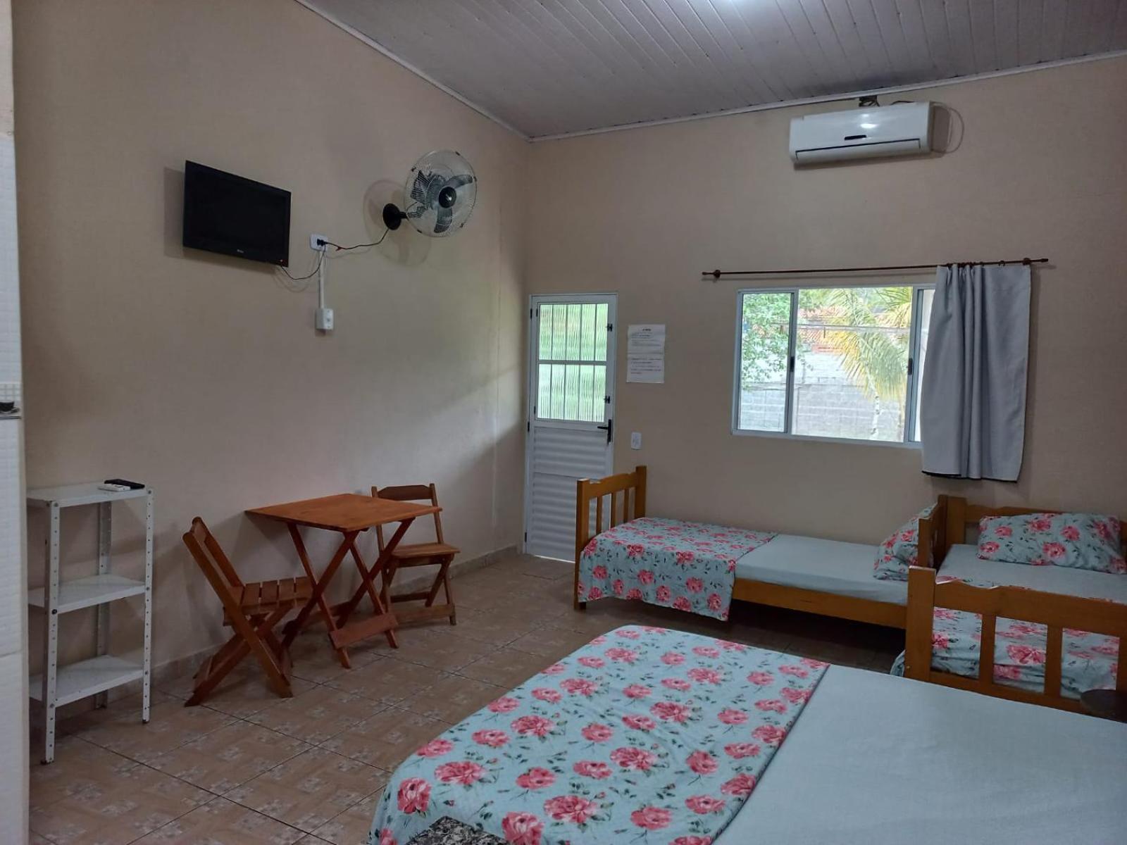 Locacao P Final De Semana Mourada Terrea Hotel Карагуататуба Екстериор снимка